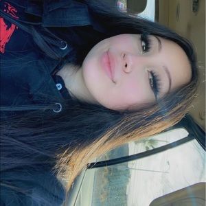 Meet your Posher, Kira